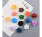 Funda para teléfono de resina con rosas de colores, accesorios para el cabello y pegatinas DIY blanco