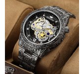 Reloj no mecánico tallado de estilo europeo y americano para hombre negro