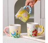Taza de cerámica decorativa con diseño floral único para café y leche 301-400ml color rosa
