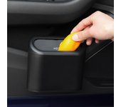 Cubo de basura para coche, caja de almacenamiento colgante para basura de vehículo, cubo de basura cuadrado de presión de plástico, accesorios de Interior de coche negro