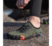 Zapatos para aguas arriba Zapatillas de deporte para hombre Sandalias de playa descalzas para exteriores Zapatos para aguas arriba Zapatos para natación de secado rápido Zapatos para agua con suela blanda EU:45 negro