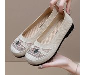 Zapatos de mujer de malla hueca transpirables, zapatos de mamá bordados de boca baja, ligeros y cómodos, 2024 35