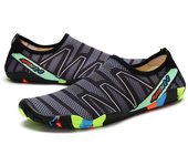 Zapatos acuáticos suaves y elásticos para hombre, zapatillas ligeras de secado rápido para caminar en la playa, zapatos para surfear, zapatos de natación sin cordones, talla 35-46 46