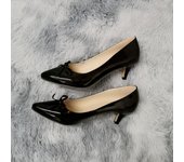 Zapatos sexis de tacón bajo de 5cm para gatito, zapatos de tacón alto de charol de PU con punta estrecha, zapatos de trabajo negros con lazo, zapatos de boda rojos 35 blanco