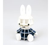 PLUS Bruna Miffy sitting pose Paper 3D 3D puzzle DIY craft kit that can be enjoyed by everyone from elementary school students to adults Educational