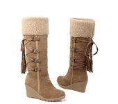 Botas altas con borlas esmeriladas para mujer europeas y americanas, tacón de cuña con cordones, talla 40-43 35 beige