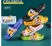 Zapatillas para niños Verano Bebé Dibujos animados Dibujos animados Lindo antideslizante Zapatos de fondo suave para niños Niños y niñas Zapatillas frescas 17 amarillo