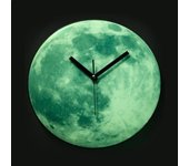 Reloj de pared con forma de luna brillante