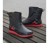 Botas de lluvia impermeables estilo motociclista para hombre: calzado elegante, cómodo y antideslizante para exteriores. 40