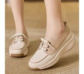 Nuevos zapatos de mamá grandes 35-44, otoño, cómodos, suela suave, punta redonda, plataforma de cuña, zapatos blancos transpirables, zapatos casuales con balancín 35 beige
