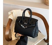 Bolso de mano de platino ligero y de lujo con textura portátil, bolso de hombro sencillo con temperamento de moda para otoño e invierno para mujer 25.5*14.5*20.5 marrón