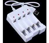 Adaptador de la ranura del cargador de batería de la salida USB 4 para la carga rápida de la batería Aa/Aaa