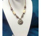 Les Trésors De Lily [B8120] - Collar 'Sol' Beige Dorado beige