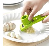 1 Uds prensa trituradora de ajo multifuncional Manual jengibre ajo triturador rallador cortador pelador de ajo herramientas de cocina color rosa