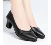 Zapatos de mujer de primavera y otoño, zapatos de cuero de tacón medio con suela suave, zapatos de trabajo para mujer, cómodos y antideslizantes 35 negro