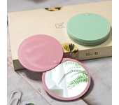 Espejo pequeño, espejo de maquillaje plegable portátil, miniespejo creativo, cubierta deslizante, espejo de maquillaje de mano color rosa