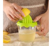 1 exprimidor manual portátil a escala para jugo de limón y naranja, herramienta de cocina para hacer jugos, accesorios esenciales para el hogar verde