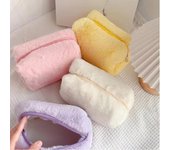 Bolsa de maquillaje de felpa Macaron dulce bolsa de almacenamiento de gran capacidad Bolsa de nivel de apariencia alta blanco