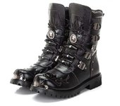 Botas de moto de invierno para hombre, moda 2024, nuevas botas punk con cinturón gótico a media pantorrilla, zapatos altos de cuero PU para hombre, botas de felpa para hombre 38