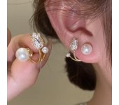 Pendientes con pasador de flor de tulipán de cristal de lujo para mujer, aretes exquisitos de circonita coreana, regalo de joyería de Navidad para fiesta 1 Pair