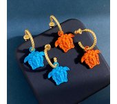 Pendientes Reina Medusa Avatar Pendientes de botón de cuerda retorcida de metal en forma de C Pendientes de color vitalidad de primavera y verano para mujer azul