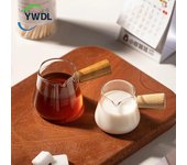 YWDL 60/110 ml Taza de café espresso de vidrio con mango de madera Jarra de leche Jarra de una sola boca Suministros de café Taza medidora de crema de cocina transparente