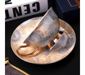 Taza y plato de café estilo corte europeo Juego de dos piezas de lujo con mango dorado Taza de cerámica Taza de agua Té de la tarde Taza de leche 1-2 piezas disponibles