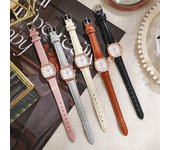 Nuevo producto, estilo de moda, pequeño reloj cuadrado para mujer, reloj de cuarzo con cinturón de nicho para estudiantes de secundaria y preparatoria, explosión