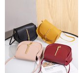 Bolso de hombro de doble capa con borlas doradas para mujer (2020): moderno, informal y moderno para teléfono móvil. negro