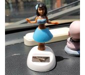 Adorno de coche para decoración de automóviles, chica Hula bailando, juguete oscilante, regalos, decoración Interior del hogar, Solar para niñas azul