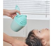Gorros de baño de dibujos animados para bebés, taza de champú para niños pequeños, achicador de baño para niños, cucharas para baby shower, taza para lavar el cabello para niños, herramienta de baño para niños verde