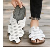 Zapatillas de hombre Sandalias deslizantes extra anchas Playa al aire libre Casual Caminar suave Sandalias planas de cuero blanco Tallas grandes 38 negro
