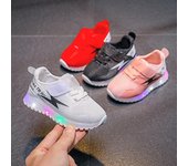 Zapatos con luces LED de moda para niños y niñas, zapatillas deportivas transpirables de malla, zapatillas ligeras para niños, zapatillas para bebés con suela luminosa, zapatillas casuales para correr 21 blanco