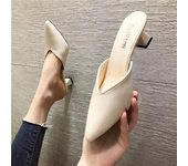 Zapatillas de verano de punta puntiaguda para mujer, color piel, blancas, cuadradas, tacones bajos, para exteriores, de marca de lujo, para playa 4 verde