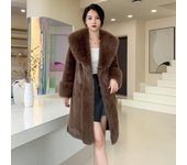 El abrigo de piel de visón para mujer irradia un estilo adelgazante y alargado. Abrigo de piel de visón dorado talla grande invierno nuevo estilo XL