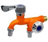 Grifos de control dual Salidas dobles Grifo de agua Conector de interfaz universal Grifos de fregadero Inicio blanco
