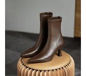 Nuevas botas de mujer de moda con punta puntiaguda y tacones finos versátiles para el lugar de trabajo, botas de moda con cremallera trasera de color sólido, botas formales 35