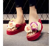 Sandalias de verano con tacón alto de 5 cm para mujer, con cuña y flores, para vacaciones, antideslizantes, para playa y exteriores. 35 rojo rosa