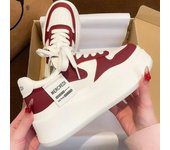 Zapatos deportivos de plataforma de moda para mujer, zapatillas rojas, tenis casuales para mujer, primavera verano 2024, calzado de skate coreano vintage Harajuku 35