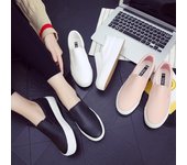 Zapatillas de deporte para mujer, zapatos de cuero, Tendencia de primavera, zapatillas planas informales, nueva moda para mujer, zapatos vulcanizados con plataforma antideslizantes cómodos 35 blanco