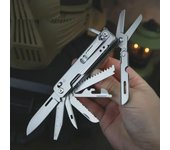 Navaja plegable portátil y multifuncional con tijeras para defensa personal y acampada.