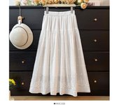 Falda en forma de A con encaje bordado de flores de industria pesada 2025, falda blanca con flores tridimensionales plisadas y cintura elástica con cordón. one size fits all blanco