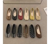Zapatos coreanos de sapo rojos con puntera dividida: Zapatos planos de verano con suela blanda para mujer 39