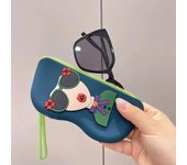 Bolsa para gafas de sol, bolsa portátil para guardar gafas, funda protectora de cuero suave para gafas, bolsa ligera para colgar en viajes. 1PCS azul claro