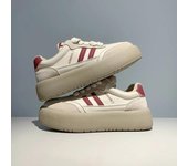 Zapatillas de deporte gruesas para mujer, zapatillas de diseño retro para correr, moda informal, parte superior de cuero nobuck, zapatos de plataforma plana interna aumentada 35 rojo