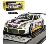 Juguete modelo de coche fundido a presión M6 GT3 de carreras a escala 1/24, vehículo de juguete con sonido y luz para niños, niños pequeños, niñas, colección de regalos 1/24-21x8.5x5cm blanco
