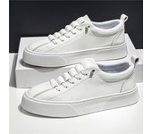 Zapatos de primavera y verano para hombre, zapatillas informales de piel suave, zapatos de marca a la moda, zapatos blancos para hombre. 39 blanco