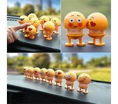 Adornos de coche cara sonriente muñeca de primavera paquete de expresión juguetes sacudió la cabeza accesorios de coche 1