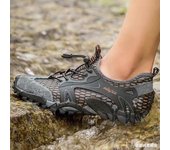 Zapatos de vadeo al aire libre para hombre, zapatos casuales transpirables de malla grande de verano, zapatos de senderismo de suela blanda de moda 39 gris