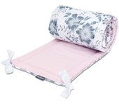 Protector de cuna rosa baya